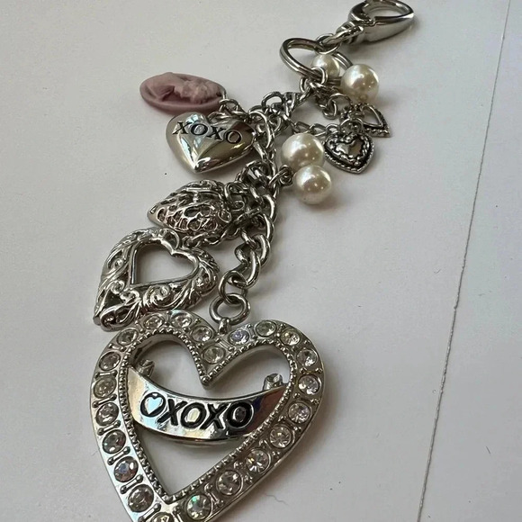 Heart Keychain - Picture 1 of 3